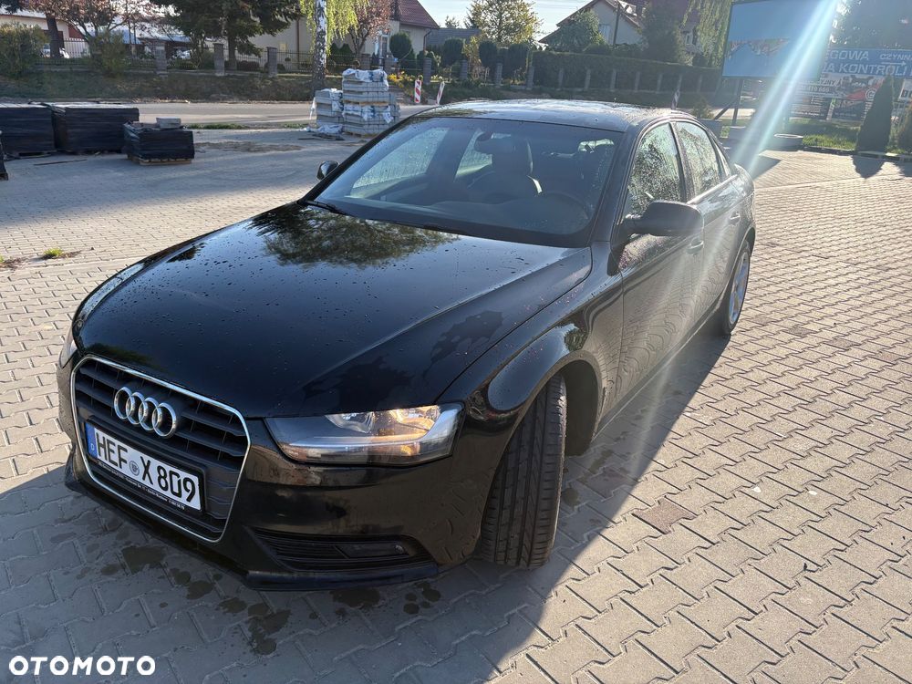 Audi A4 Limousine 2.0 TDI DPF clean diesel multitronic S line Sportpaket - 8