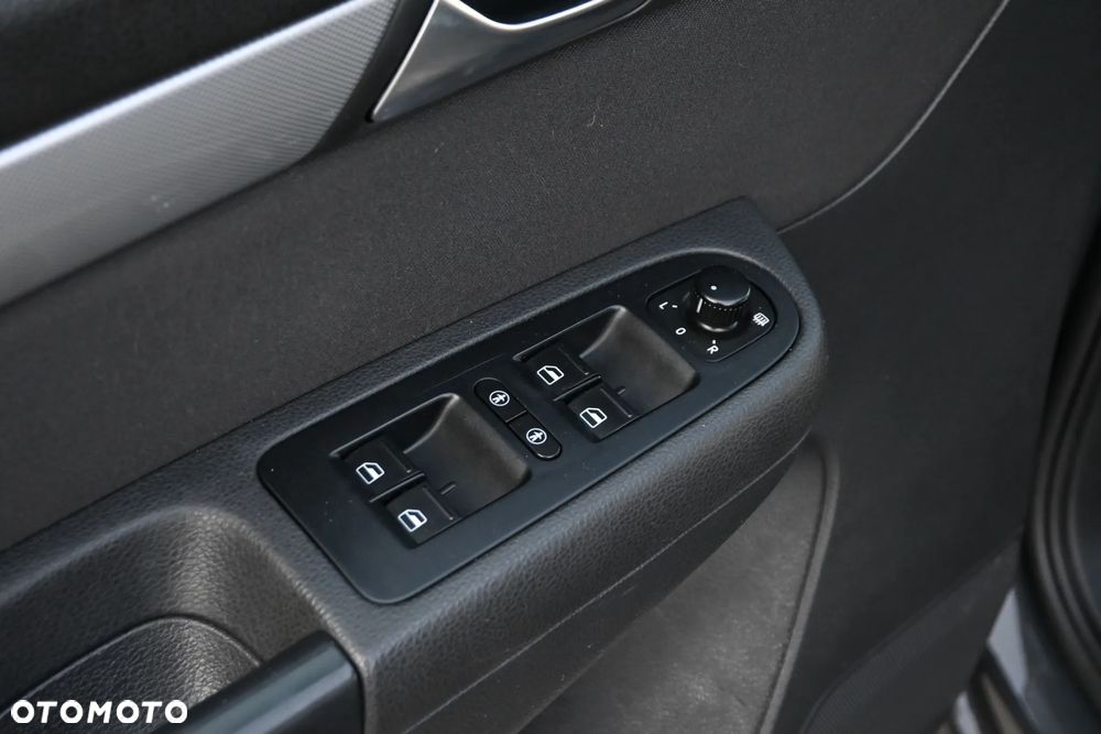 Volkswagen Sharan 2.0 TSI DSG Highline - 31