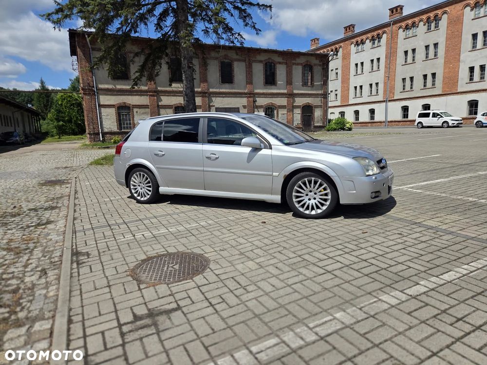 Opel Signum 1.9 CDTI Sport - 1