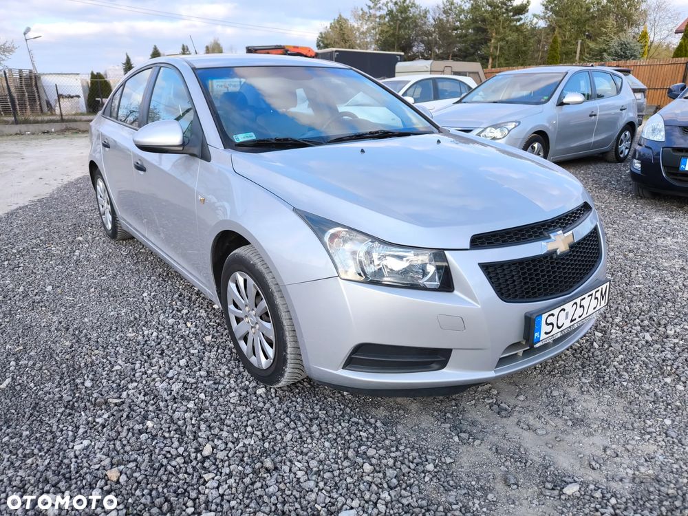Chevrolet Cruze 1.6 LS - 5