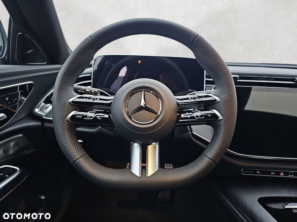 Mercedes-Benz Klasa E - 14