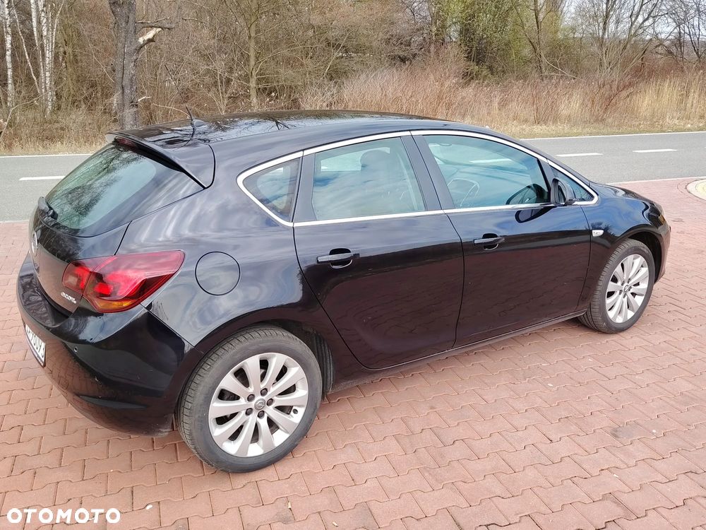 Opel Astra - 18