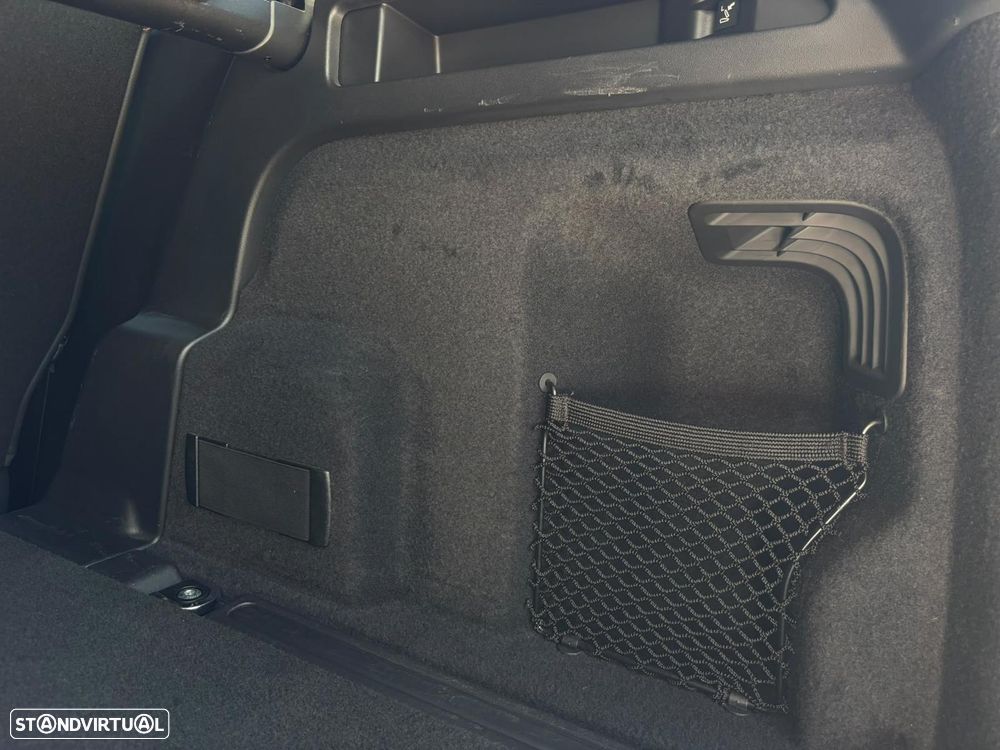 Land Rover Discovery Sport - 29