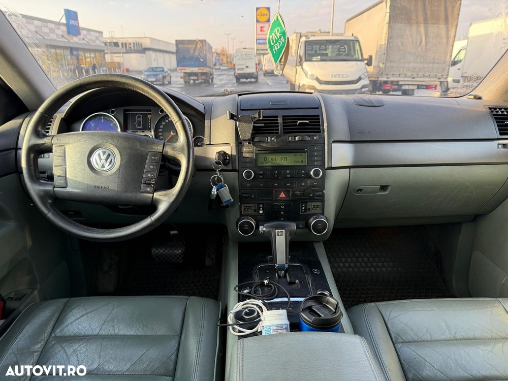 Volkswagen Touareg 2.5 TDI R5 Aut. - 1