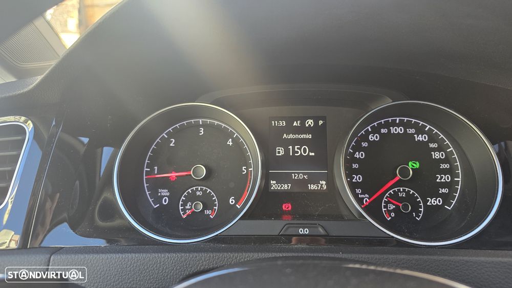 VW Golf 1.6 TDi DPF DSG Highline - 27