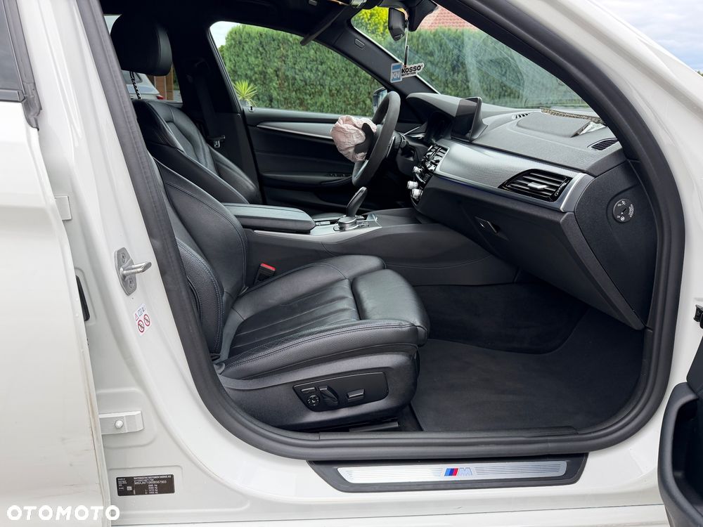 BMW Seria 5 540d xDrive M Sport sport - 25