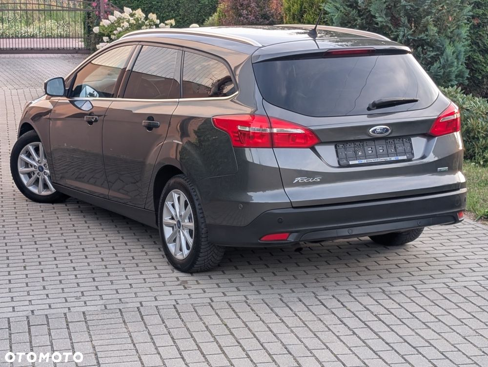 Ford Focus - 4