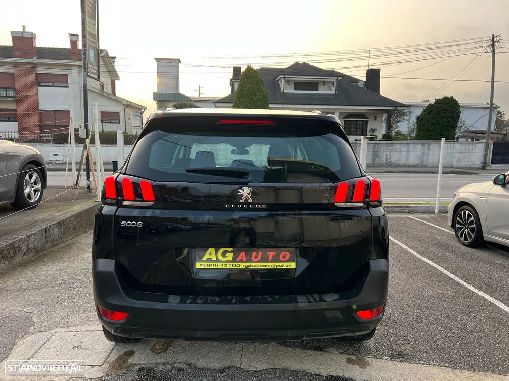 Peugeot 5008 - 6