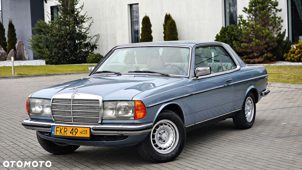 Mercedes-Benz W123 - 3