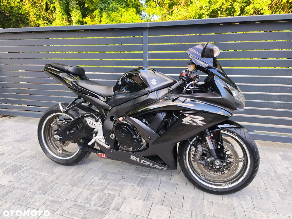 Suzuki GSX-R - 17