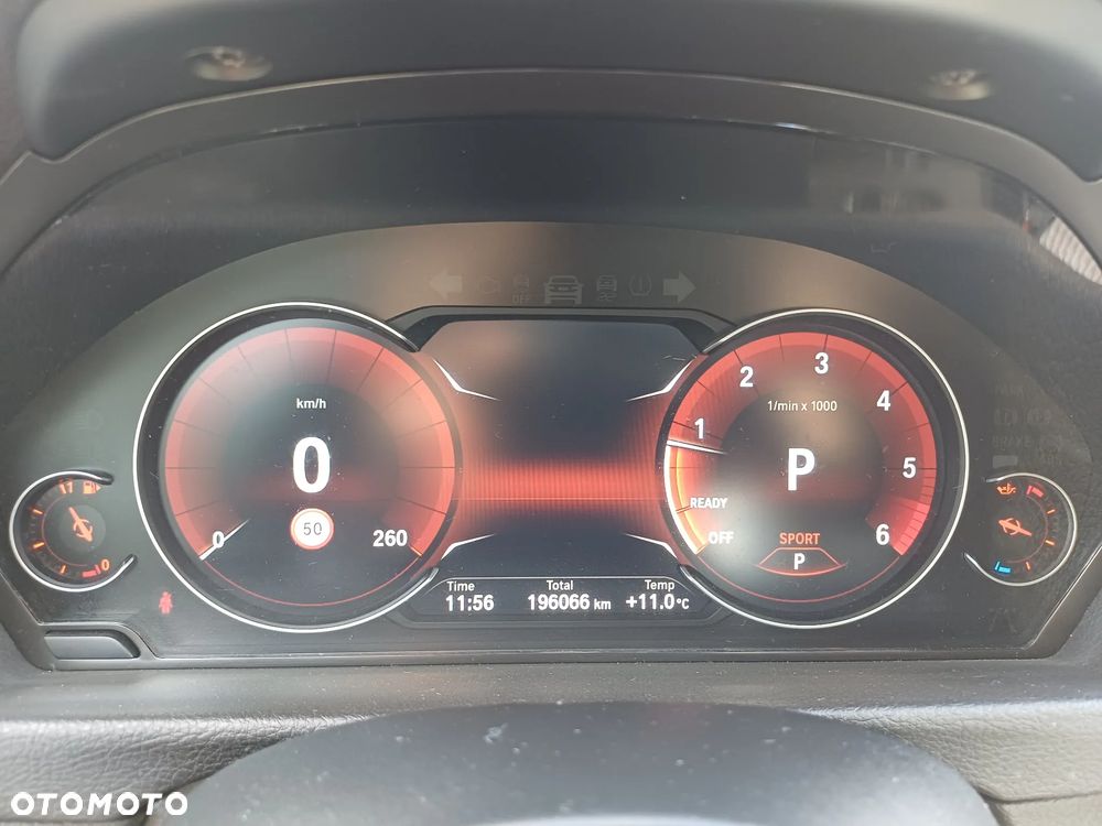BMW Seria 3 320d M Sport - 34