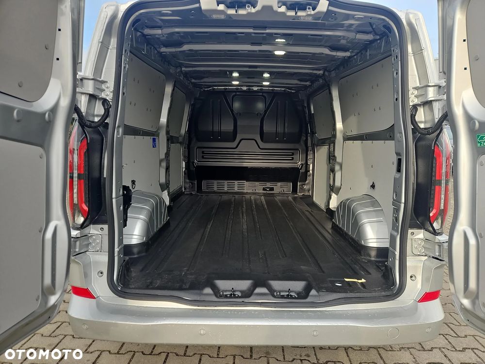 Ford Tranist Custom - 13