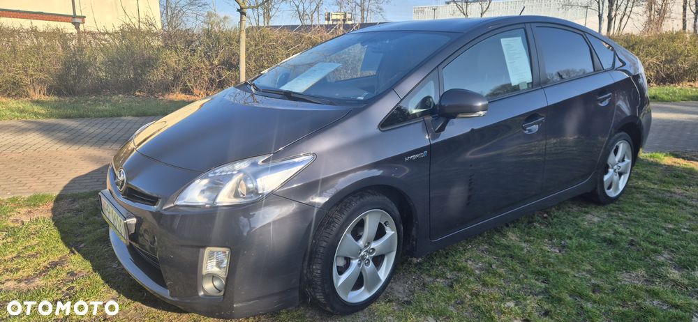 Toyota Prius - 10
