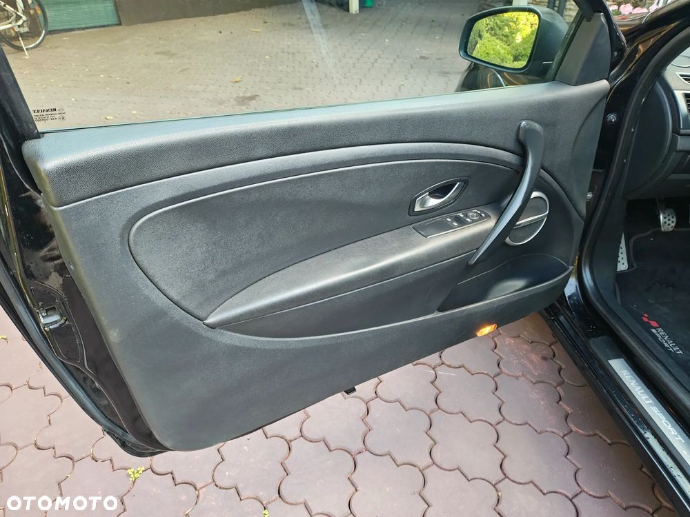 Renault Megane TCe 250 Coupe Sport - 27