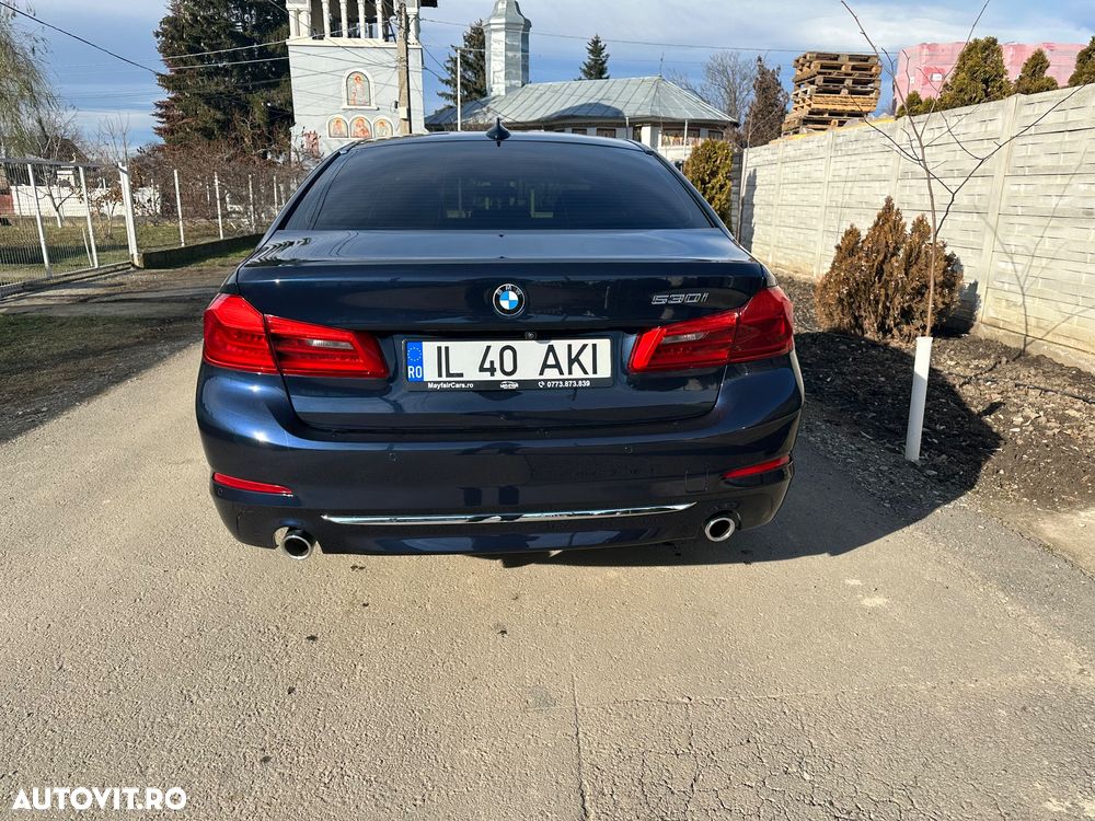 BMW Seria 5 530i Aut. Luxury Line - 7