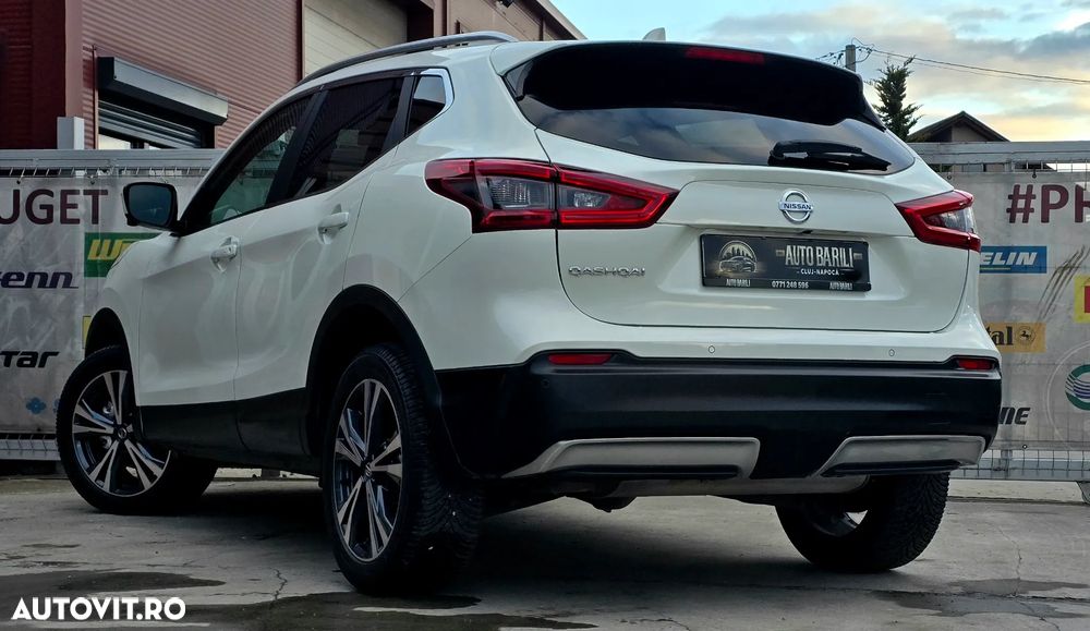 Nissan Qashqai 1.6 DCI ALL-MODE 4x4i N-Connecta - 4