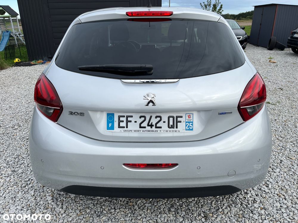 Peugeot 208 1.2 PureTech Style - 5