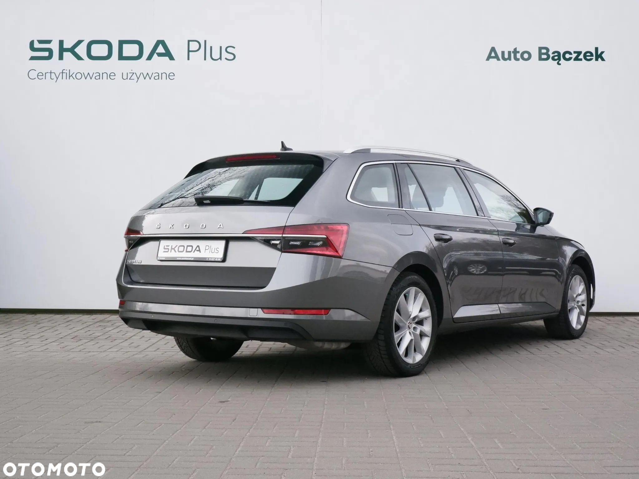 Skoda Superb 2.0 TSI Ambition DSG - 5