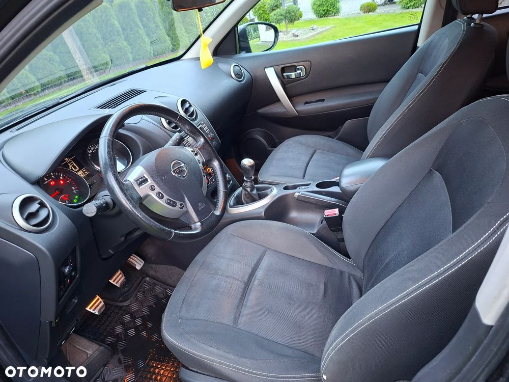 Nissan Qashqai - 10