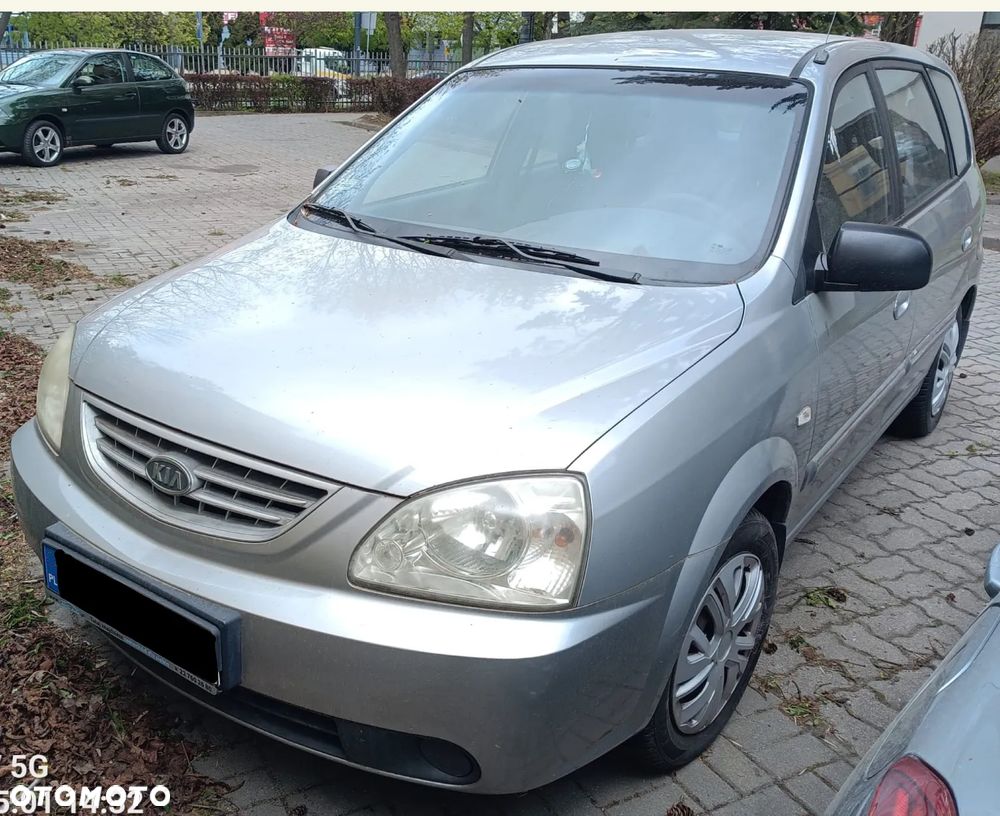 Kia Carens 1.6 / Tour - 1