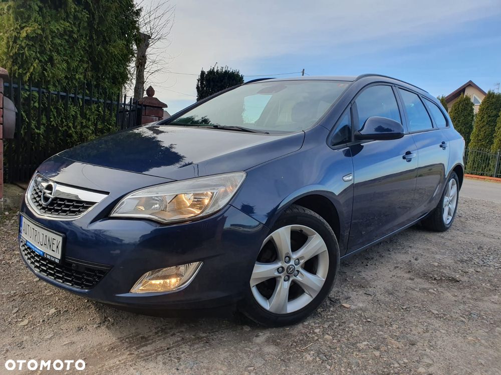 Opel Astra 1.4 Turbo Design Edition - 11