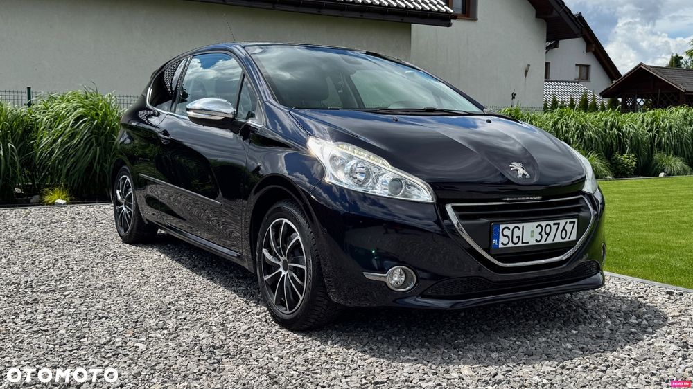 Peugeot 208 - 15