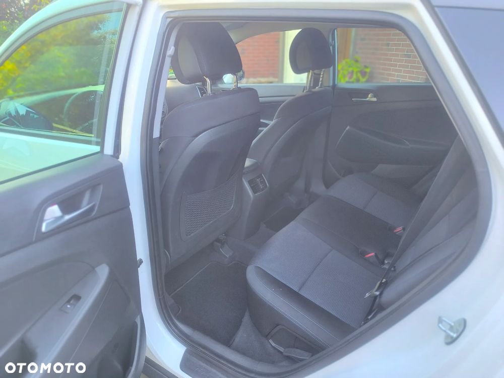 Hyundai Tucson - 16