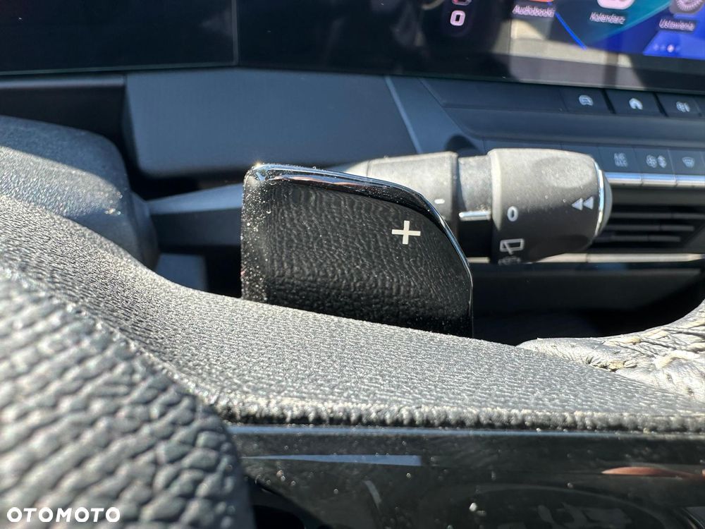 Opel Astra 1.6 T Plug-in Hybrid Elegance - 13