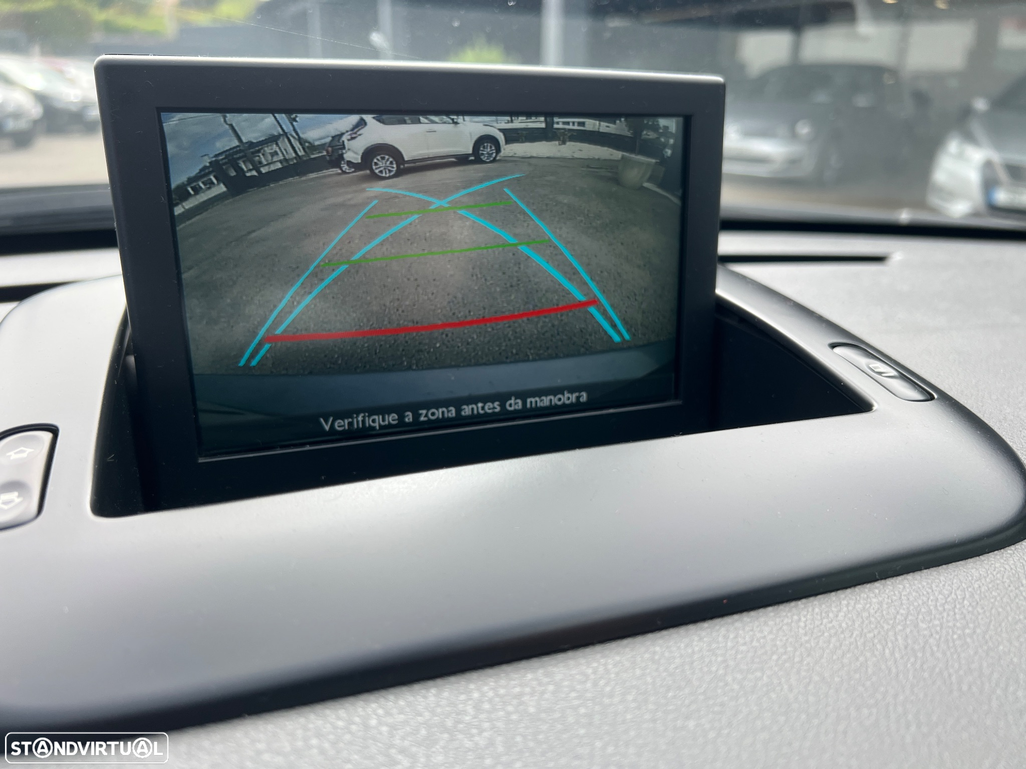 Peugeot 5008 1.6 BlueHDi Allure - 2