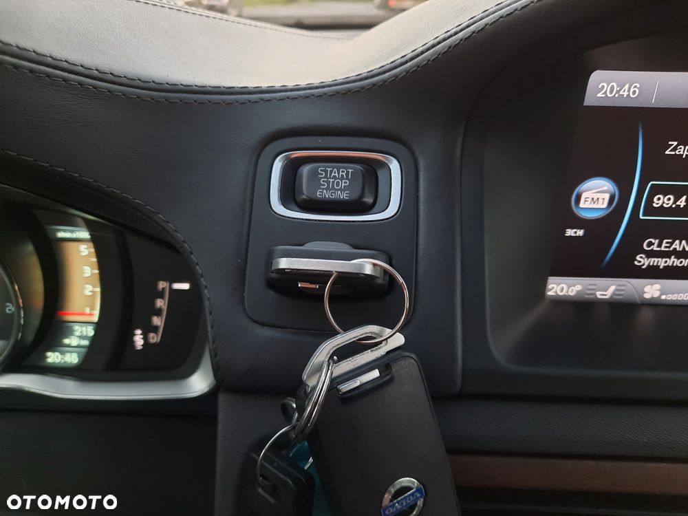 Volvo XC 70 D5 AWD Geartronic Summum - 34