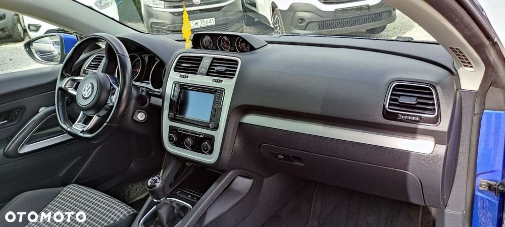 Volkswagen Scirocco 2.0 TDI (Blue Motion Technologie) - 23