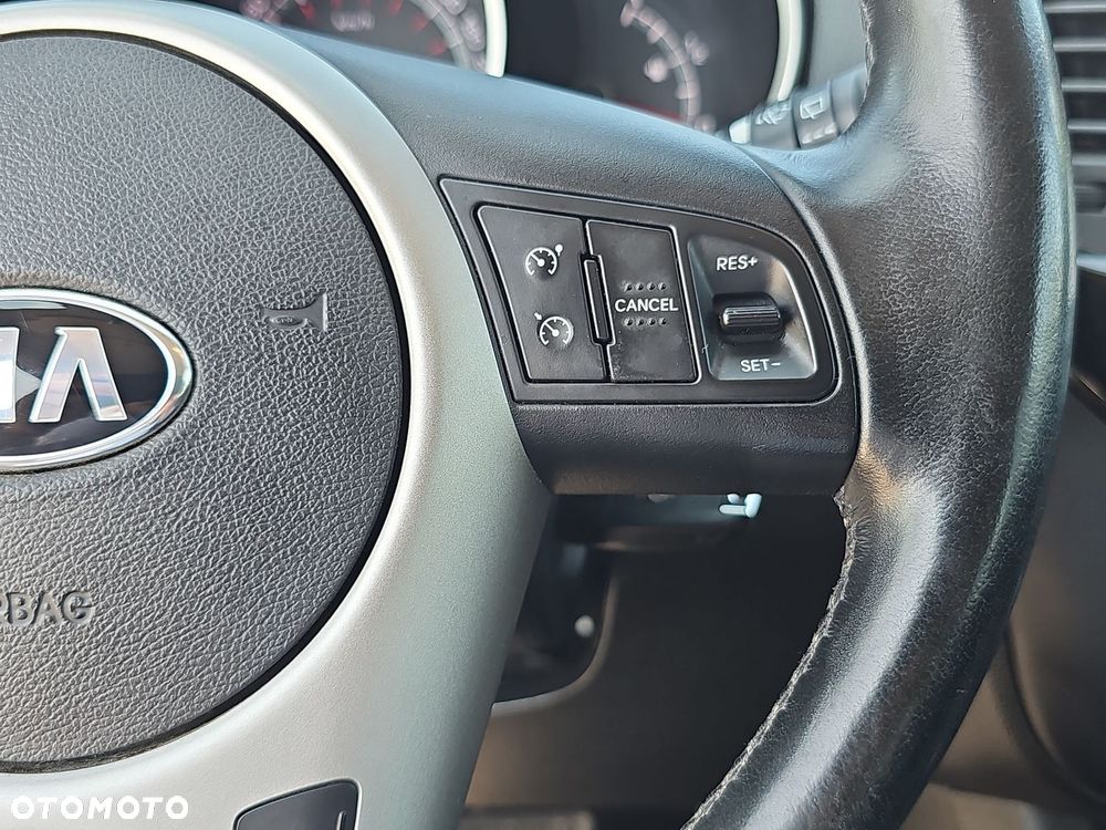 Kia Venga 1.6 L - 16