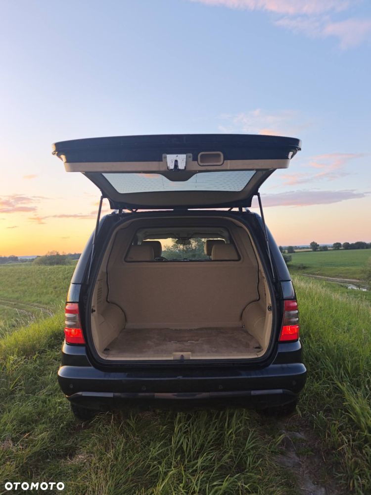 Mercedes-Benz ML - 8