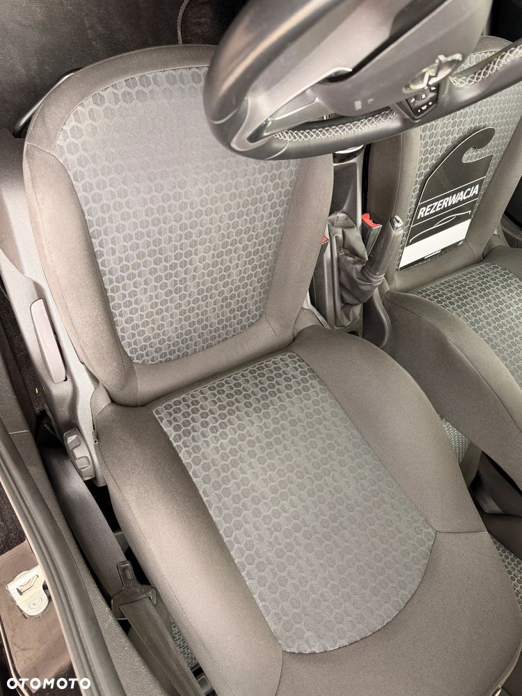 Opel Corsa - 20