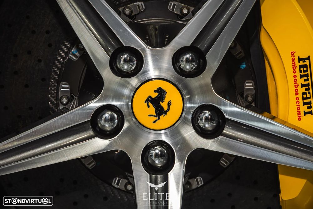 Ferrari 458 Italia - 8