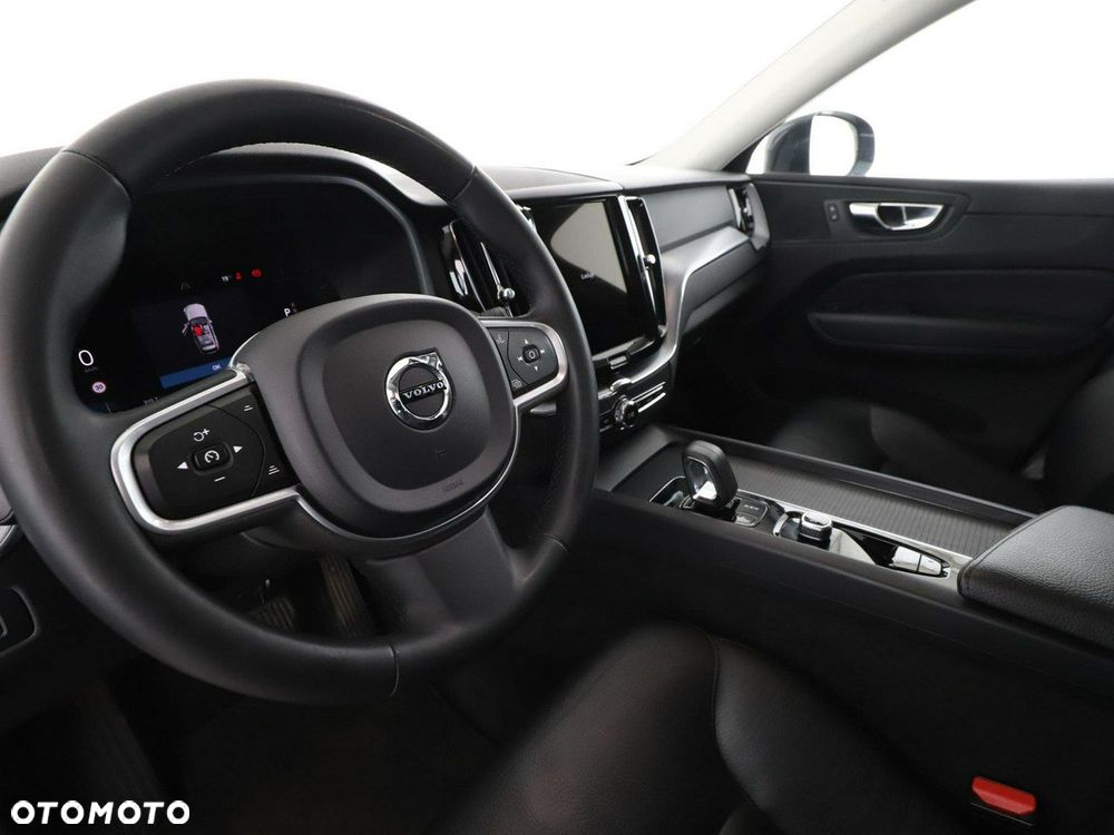 Volvo XC 60 B4 D Geartronic Momentum Pro - 15