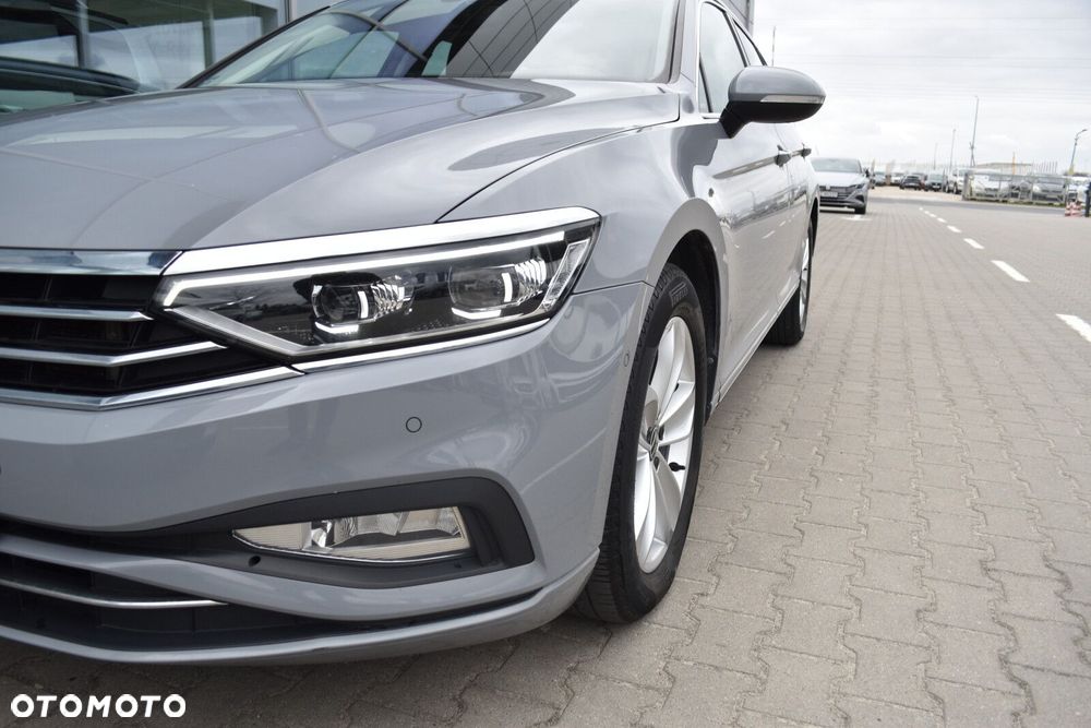Volkswagen Passat 2.0 TSI Business DSG - 39