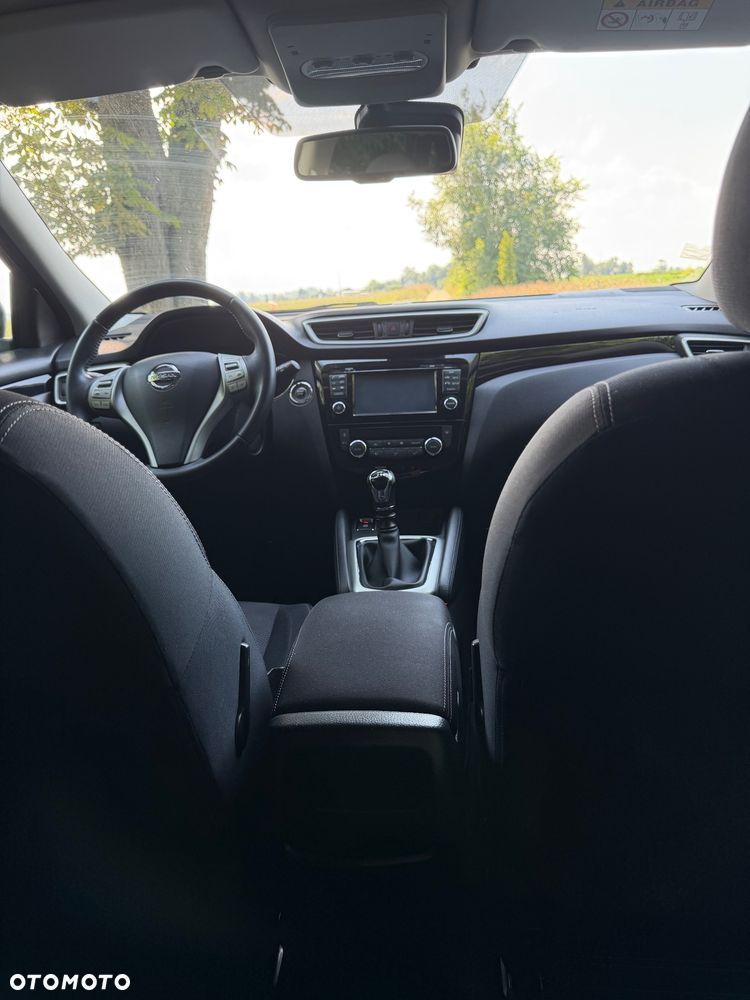 Nissan Qashqai 1.6 dCi DPF acenta - 8