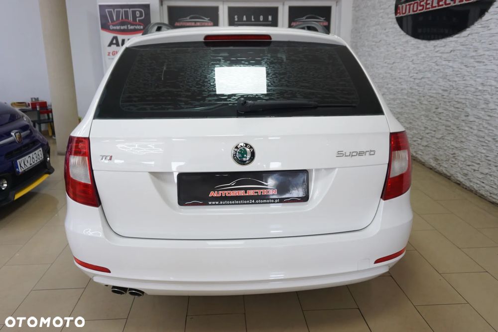 Skoda Superb 2.0 TDI Ambition - 5