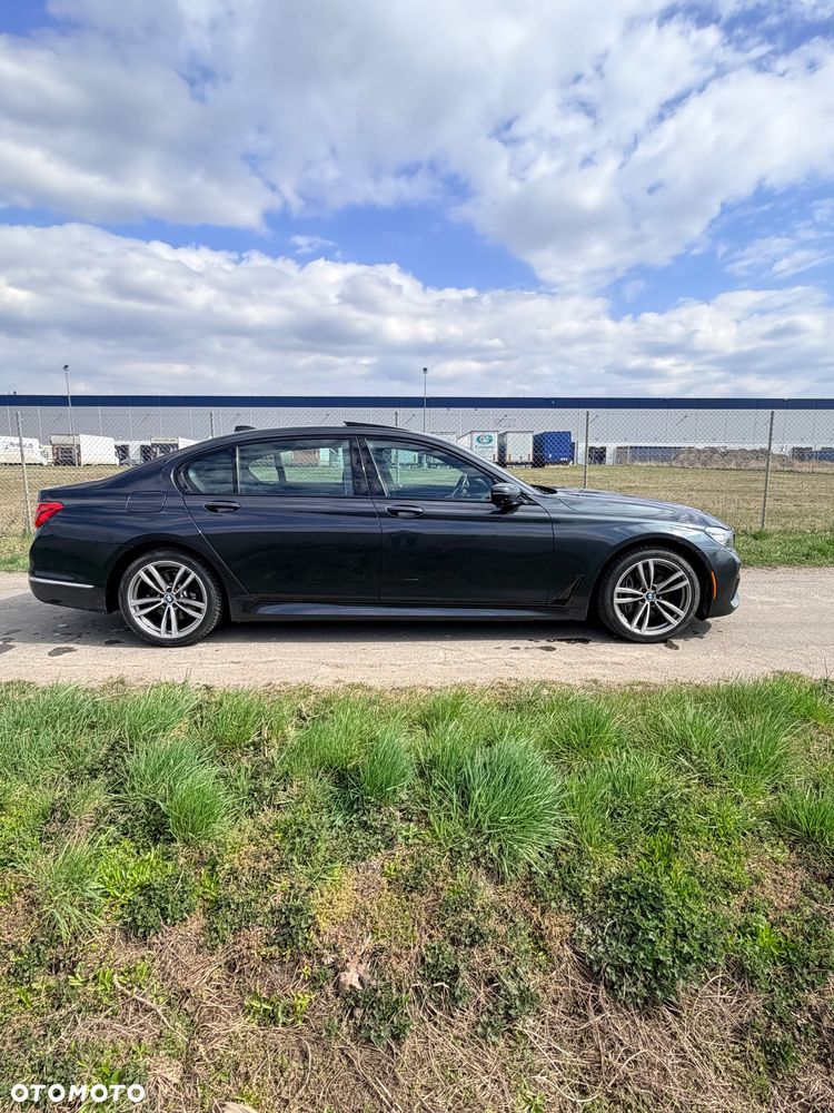 BMW Seria 7 740Li xDrive - 8