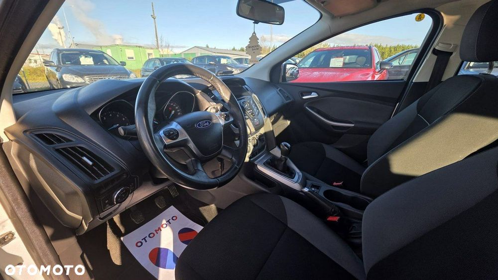 Ford Focus - 12