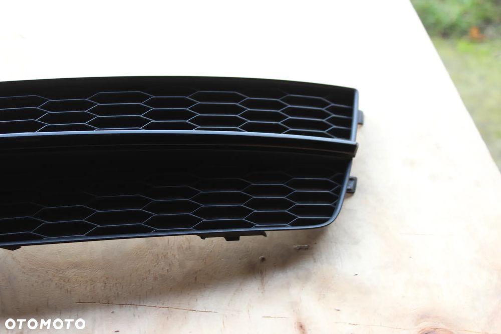 KRATKA ZDERZAKA PRAWA AUDI A7 C7 LIFT S LINE 4G8807682K 2015 - 4