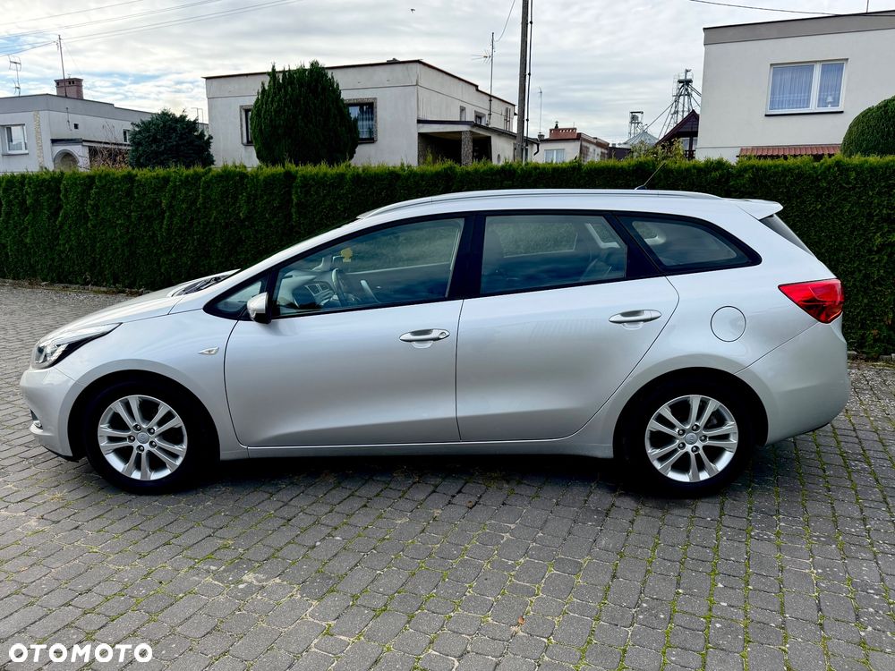Kia Ceed - 22