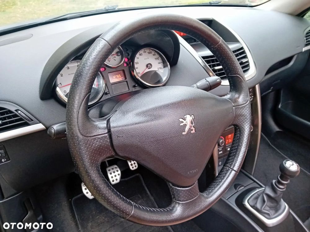 Peugeot 207 1.6 THP Allure - 10