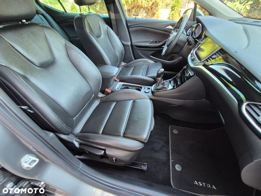 Opel Astra 1.4 T Dynamic S&S - 31