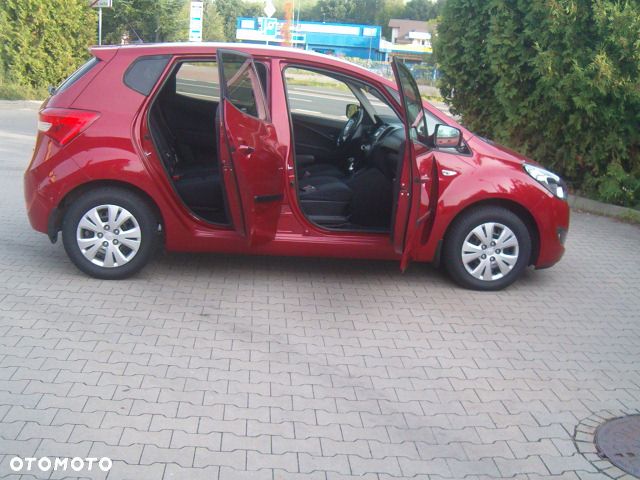 Hyundai ix20 - 12