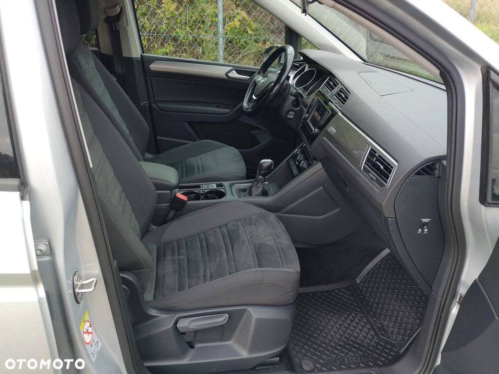 Volkswagen Touran 2.0 TDI SCR (BlueMotion Technology) DSG Highline - 19