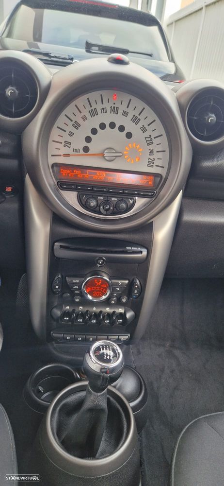 MINI Countryman One D - 9