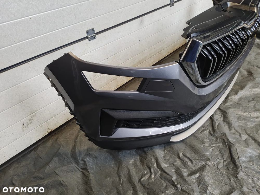 Skoda Kodiaq lift zderzak przód grill LF7C 2024r - 6