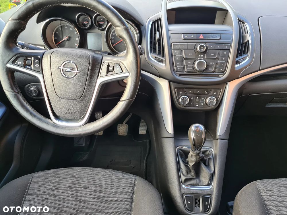 Opel Zafira Tourer 1.8 Style - 13